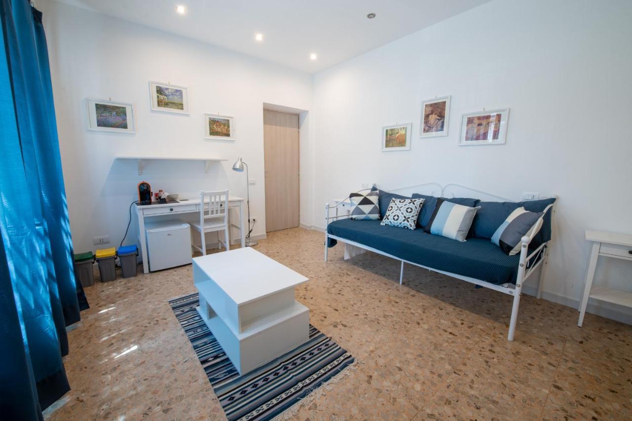 Apartamento Casa Rosa Beige E Blu Roma Exterior foto