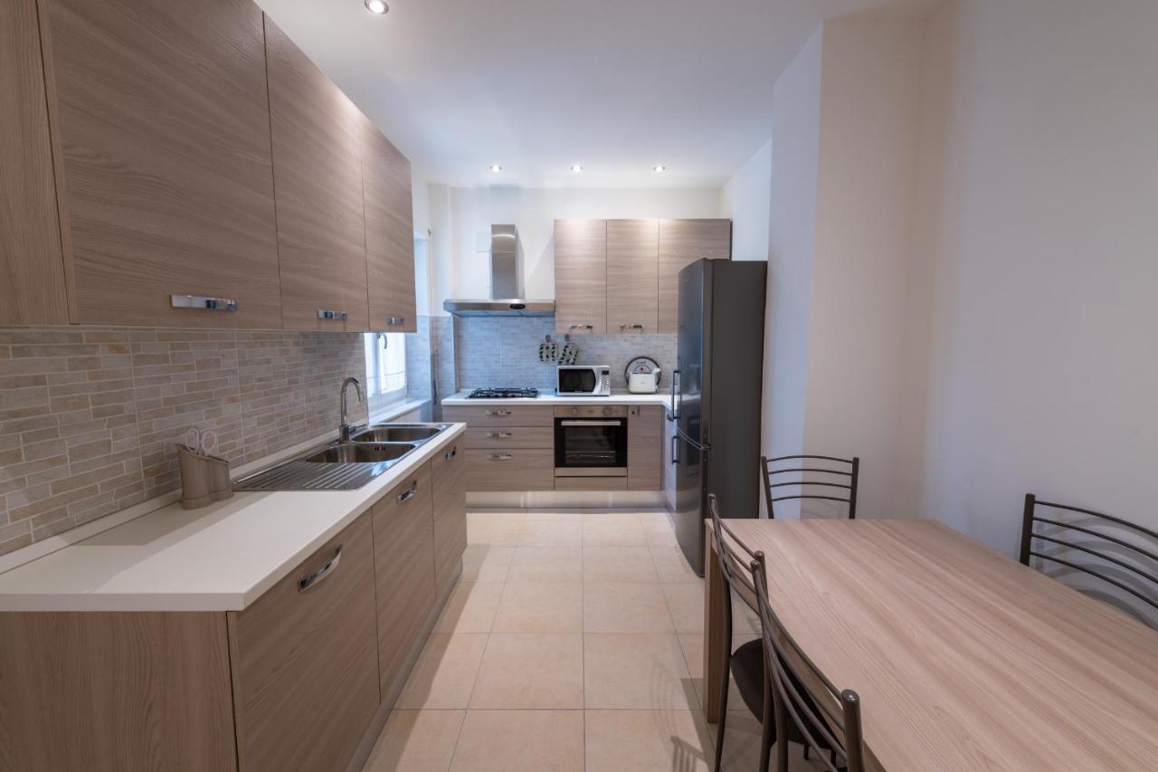 Apartamento Casa Rosa Beige E Blu Roma Exterior foto